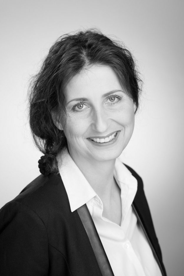 Stephanie Heinrich Stephanie Heinrich
